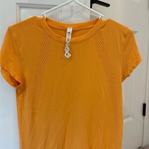 Lululemon athletic top